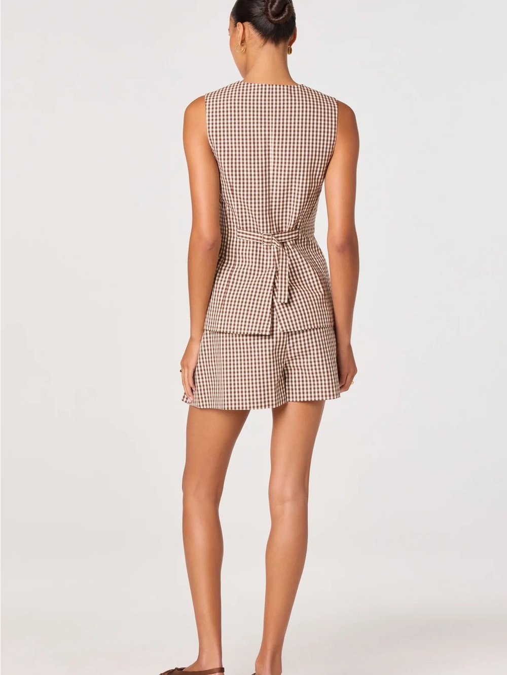 Astr Brown Gingham Sleeveless Button Vest & Mini Shorts Set - Picture 10 of 16